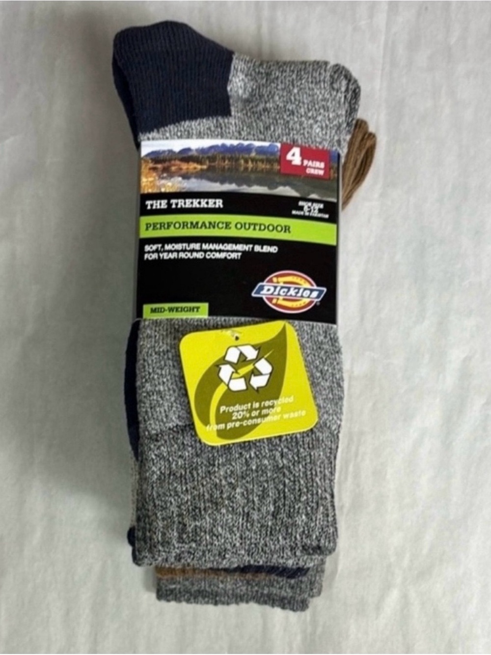 New Dickies Socks Men’s 4 Pair Performance Outdoor Mid-Weight Casual Socks Gray